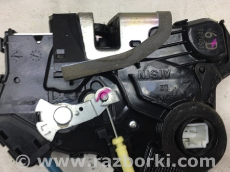 ФОТО Замок двери для Toyota Prius Plus (11-14) Киев