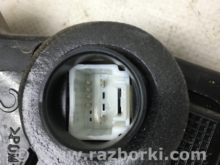 ФОТО Замок двери для Toyota Prius Plus (11-14) Киев