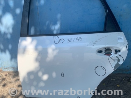 ФОТО Дверь для Toyota Prius Plus (11-14) Киев