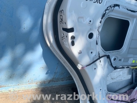 ФОТО Дверь для Toyota Prius Plus (11-14) Киев