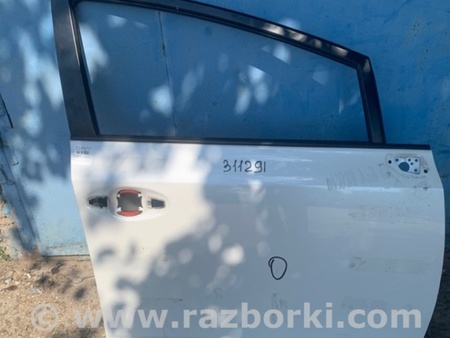 ФОТО Дверь для Toyota Prius Plus (11-14) Киев