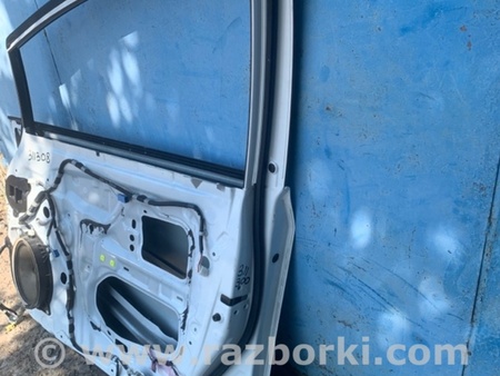 ФОТО Дверь для Toyota Prius Plus (11-14) Киев