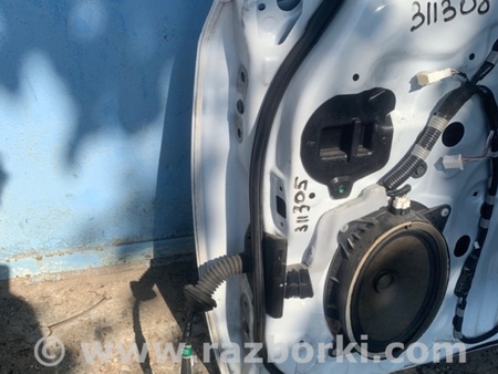 ФОТО Дверь для Toyota Prius Plus (11-14) Киев