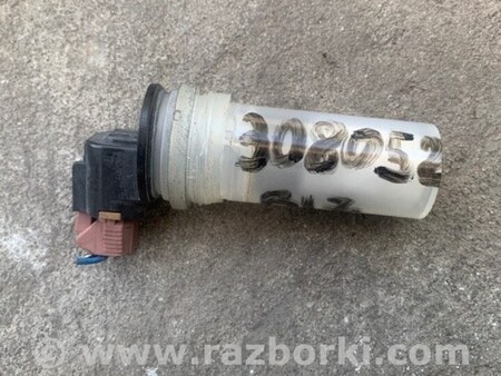 ФОТО Датчик уровня бачка омывателя для Nissan Sentra B17 Киев