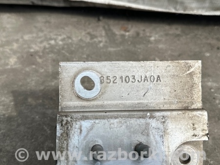 ФОТО Кронштейн усилителя заднего бампера для Nissan Pathfinder R52 Киев