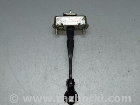 ФОТО Ограничитель двери для Nissan Pathfinder R52 Киев