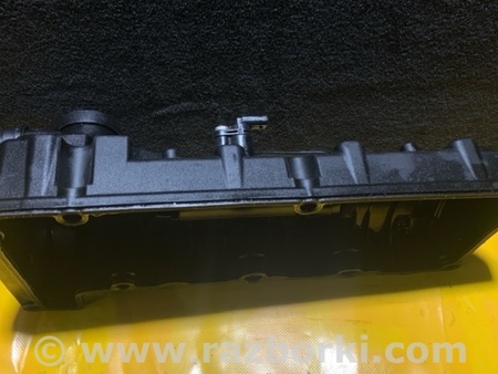 ФОТО Клапанная крышка для Porsche Cayenne Type 958 (10-18) Киев