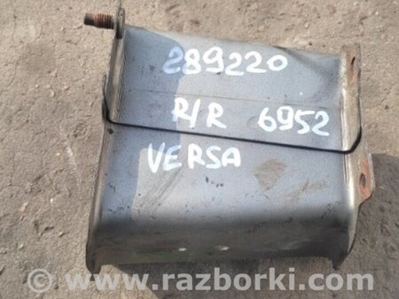 ФОТО Кронштейн усилителя заднего бампера для Nissan Versa B17 Киев