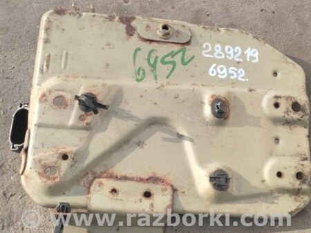 ФОТО Полка аккумулятора для Nissan Versa B17 Киев