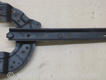 ФОТО Кронштейн замка капота для Lexus CT200 (11-17) Киев