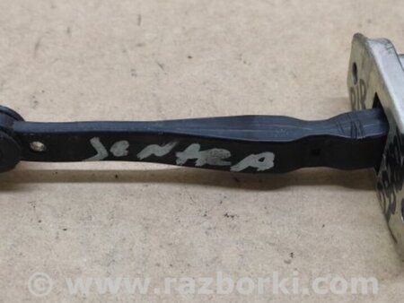 ФОТО Ограничитель двери для Nissan Sentra B17 Киев