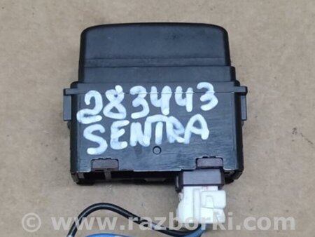 ФОТО Кнопка открывания багажника внутренняя для Nissan Sentra B17 Киев