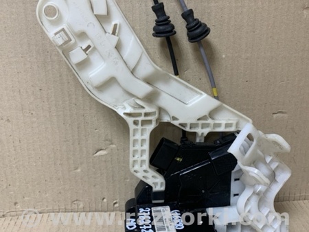 ФОТО Замок двери для Hyundai Elantra MD (04.2010-05.2016) Киев