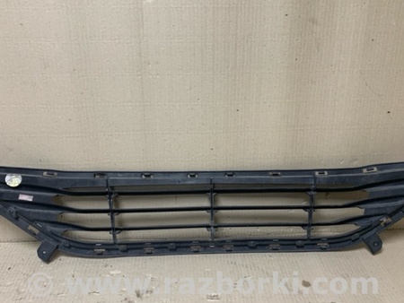 ФОТО Решетка переднего бампера для Hyundai Elantra MD (04.2010-05.2016) Киев