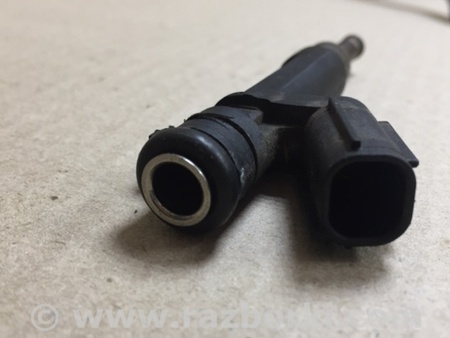 ФОТО Форсунка топливная для Nissan Versa B17 Киев