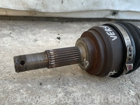 ФОТО Привод передний для Nissan Versa B17 Киев