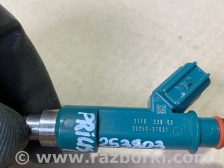ФОТО Форсунка топливная для Toyota Prius 30 (09-17) Киев