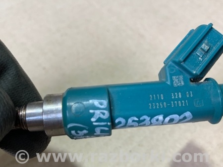 ФОТО Форсунка топливная для Toyota Prius 30 (09-17) Киев