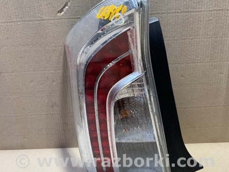 ФОТО Фонарь задний наружный для Toyota Prius 30 (09-17) Киев