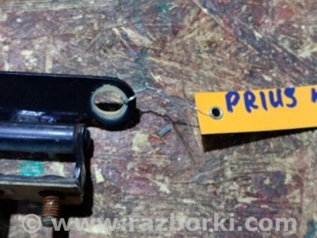 ФОТО Петля крышки багажника для Toyota Prius 30 (09-17) Киев