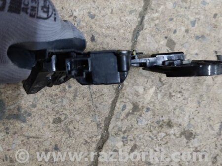 ФОТО Замок крышки багажника для Mazda 3 BL (2009-2013) (II) Киев