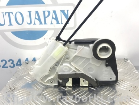 ФОТО Замок двери для Toyota Prius 30 (09-17) Киев