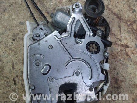 ФОТО Замок двери боковой для Toyota Sienna (11-16) Киев