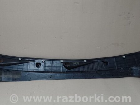 ФОТО Пластик под лобовое стекло (Жабо) для Nissan Frontier D40 (04-21) Киев