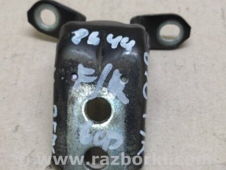 ФОТО Петля двери верхняя для Nissan Frontier D40 (04-21) Киев