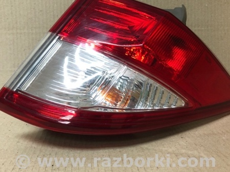 ФОТО Фонарь задний наружный для Nissan Quest S (11-17) Киев
