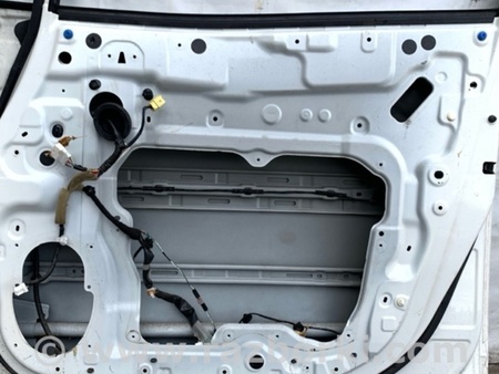 ФОТО Дверь для Nissan Quest S (11-17) Киев