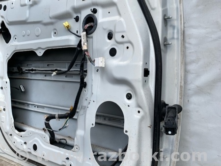 ФОТО Дверь для Nissan Quest S (11-17) Киев