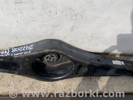 ФОТО Рычаг задний нижний поперечный для Volkswagen Passat CC (01.2012-12.2016) Киев