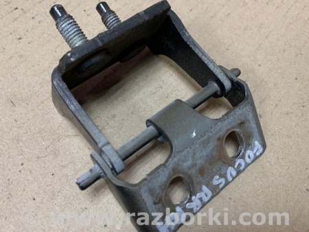 ФОТО Петля крышки багажника для Ford Focus 3 (01.2010 - 03.2018) Киев