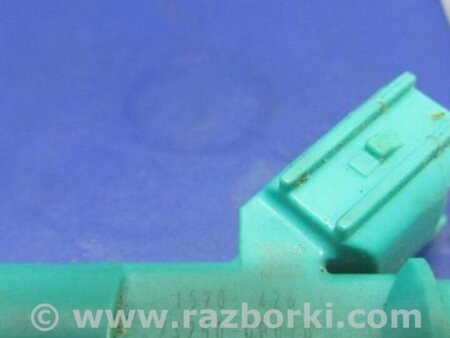 ФОТО Форсунка топливная для Toyota Sienna (11-16) Киев