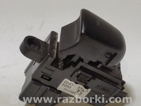 ФОТО Кнопка стеклоподьемника для Nissan Pathfinder R52 Киев