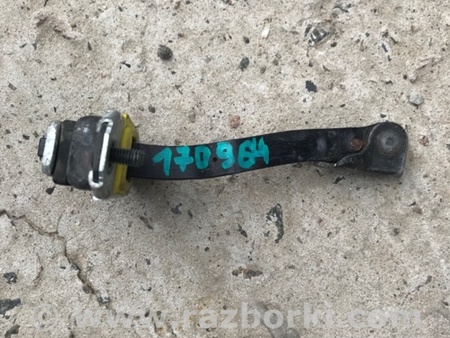 ФОТО Ограничитель двери для KIA SOUL PS Киев