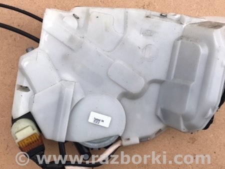 ФОТО Замок двери боковой для Toyota Sienna (11-16) Киев