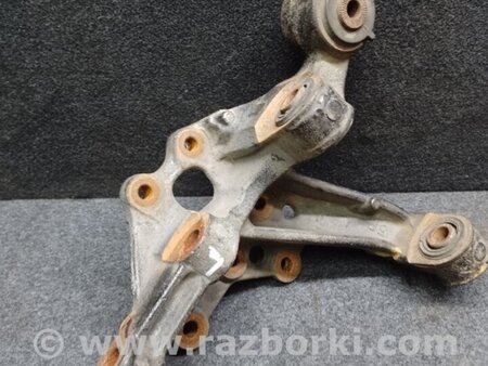 ФОТО Цапфа для Toyota Camry 50 XV55 (04.2014-07.2018)  Киев