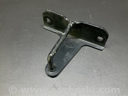 ФОТО Крюк замка капота для Subaru Crosstrek Киев