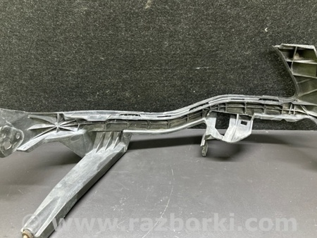 ФОТО Кронштейн переднего бампера (под фарой) для Subaru Crosstrek Киев