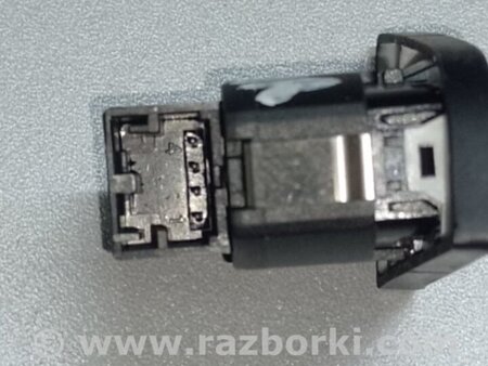 ФОТО Кнопка центрального замка для Audi (Ауди) Q5 8R (04.2008-03.2017) Киев