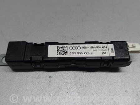 ФОТО Усилитель антенны для Audi (Ауди) Q5 8R (04.2008-03.2017) Киев