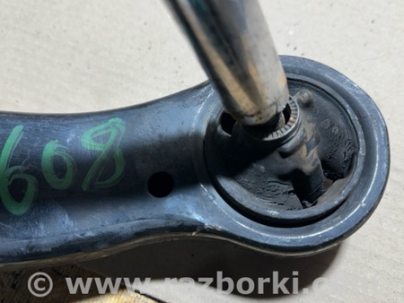 ФОТО Рычаг передний нижний для Toyota Camry 50 XV55 (04.2014-07.2018)  Киев