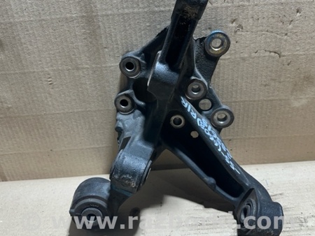 ФОТО Цапфа для Toyota Camry 50 XV55 (04.2014-07.2018)  Киев
