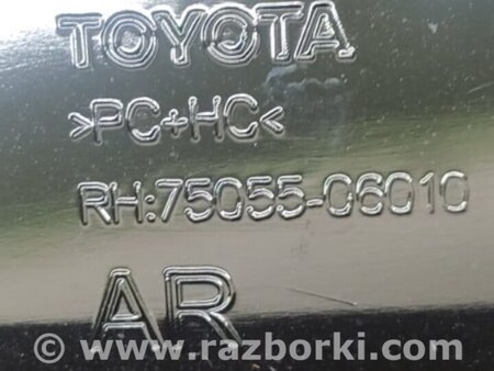 ФОТО Накладка крыла для Toyota Camry 50 XV55 (04.2014-07.2018)  Киев