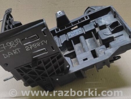 ФОТО Полка аккумулятора для Dodge Dart (12-16) Киев