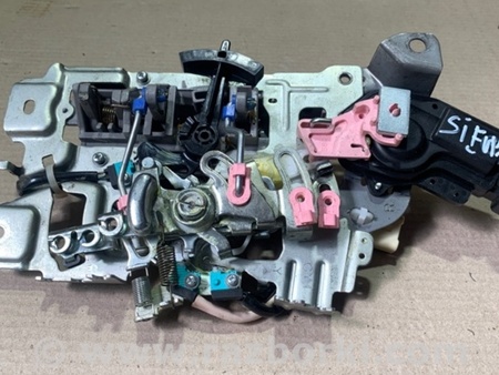 ФОТО Ручка двери внутренняя для Toyota Sienna (11-16) Киев
