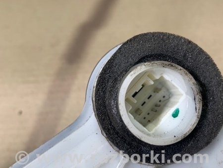 ФОТО Замок двери для Toyota Sienna (11-16) Киев