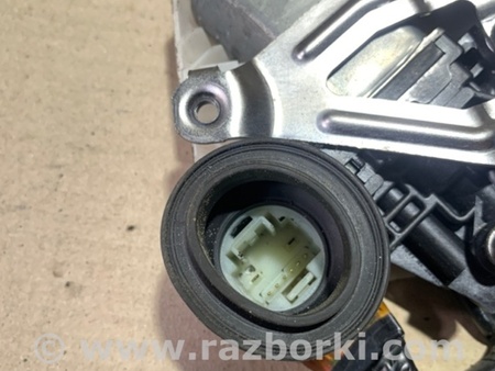 ФОТО Замок двери боковой для Toyota Sienna (11-16) Киев